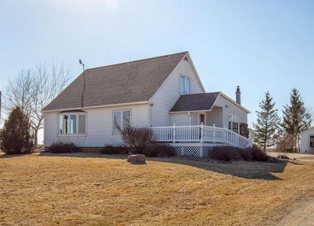 Property at 17837 Hwy. 14, Allison, IA 50602, 3 beds, 1.5 baths