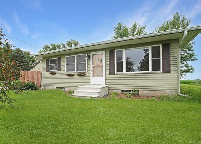 Property at 6418 Independence Ave, Waterloo, IA 50703, 5 beds, 2 baths