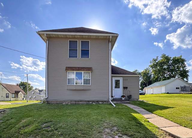 Property at 107 SW 5 St, Waukon, IA 52172, 3 beds, 1 bath