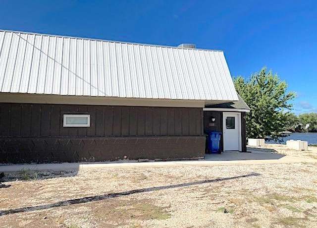Property at 111 N 1st St, Greene, IA 50636, 1 bed, 1 bath