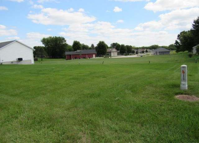 Property at 403 3rd St St S, Coggon, IA 52218