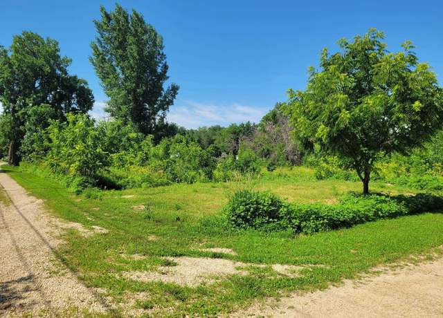Property at 419 4th Ave Ave NW, Oelwein, IA 50662
