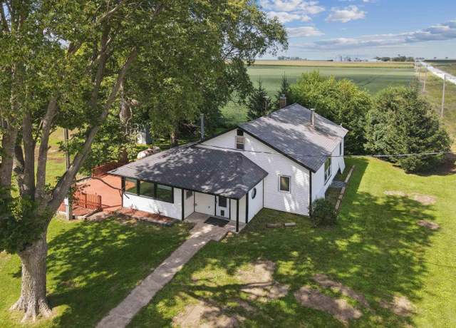 Property at 774 Wren Ave, Ackley, IA 50601, 4 beds, 1.5 baths