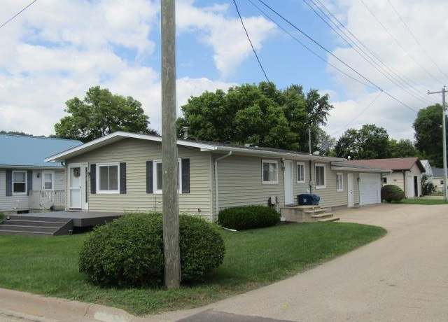 Property at 711 Jefferson St, Guttenberg, IA 52052, 2 beds, 1 bath
