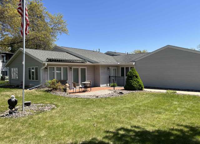 Property at 702 Clearview Dr #1, Decorah, IA 52101, 2 beds, 2 baths