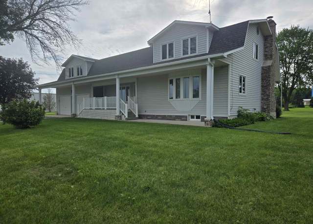 Property at 414 Center St. St, Lime Springs, IA 52155, 4 beds, 2.5 baths
