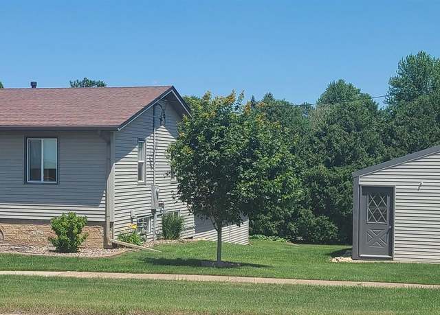 Property at 306 W Davis St, Monona, IA 52159, 3 beds, 2 baths
