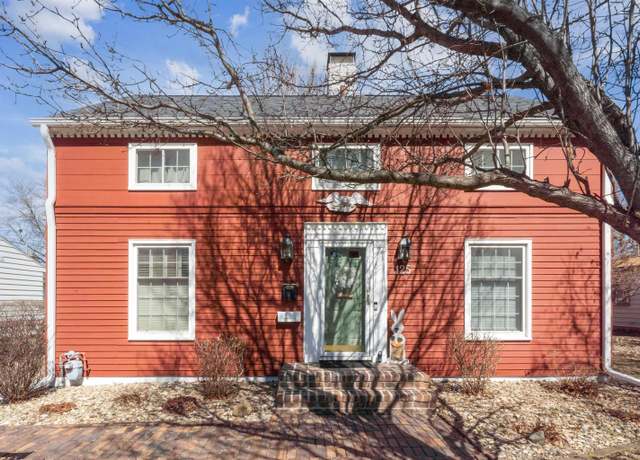 Property at 125 Ivanhoe Rd, Waterloo, IA 50701, 4 beds, 3 baths