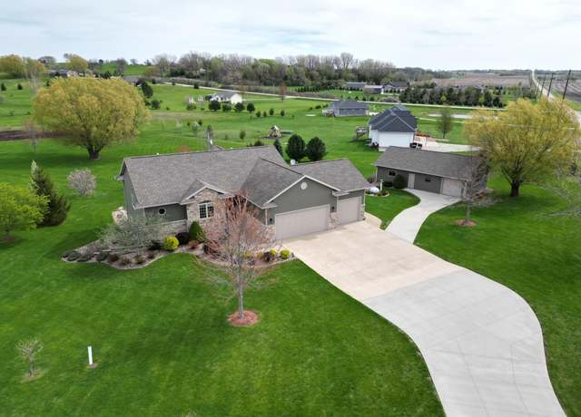 Property at 30795 Beaver Valley Rd, New Hartford, IA 50660, 4 beds, 3.5 baths