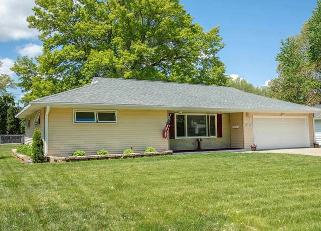 Property at 1132 South Hl, Waterloo, IA 50701, 2 beds, 2 baths