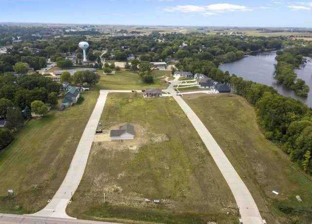 Property at 106 Deerfield Cir Unit Whitetail Bluff Lot 14, Waverly, IA 50677