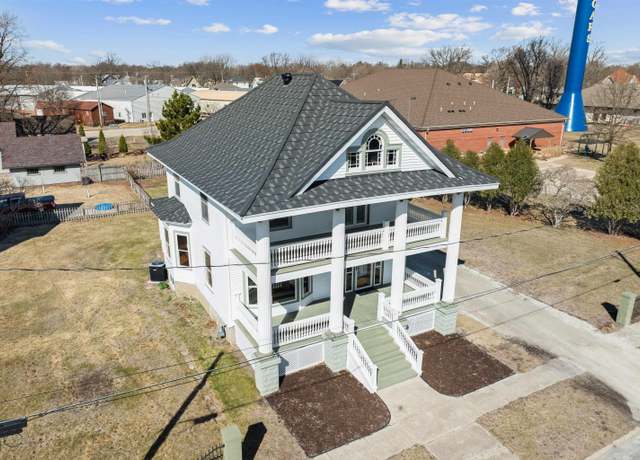 Property at 205 N Carpenter St, Sumner, IA 50674, 3 beds, 1 bath