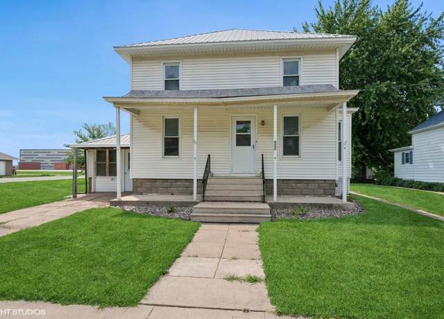 Property at 808 S Main St, Tripoli, IA 50676, 3 beds, 1.5 baths