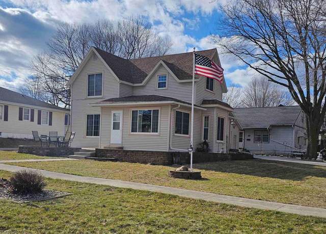 Property at 411 E Ely St, Greene, IA 50636, 3 beds, 1.5 baths