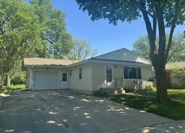 Property at 203 Hart St, Charles City, IA 50616, 2 beds, 2 baths