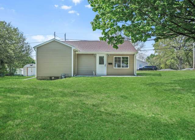 Property at 1708 Locke Ave, Waterloo, IA 50702, 2 beds, 1 bath