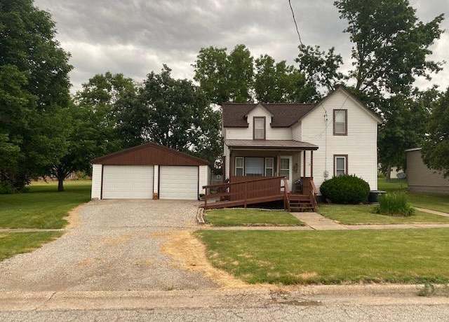 Property at 907 Iowa St, Dysart, IA 52224, 3 beds, 1 bath