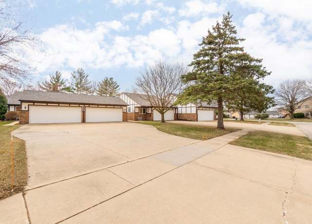 Property at 3476 Kingswood Pl, Waterloo, IA 50701, 3 beds, 3 baths