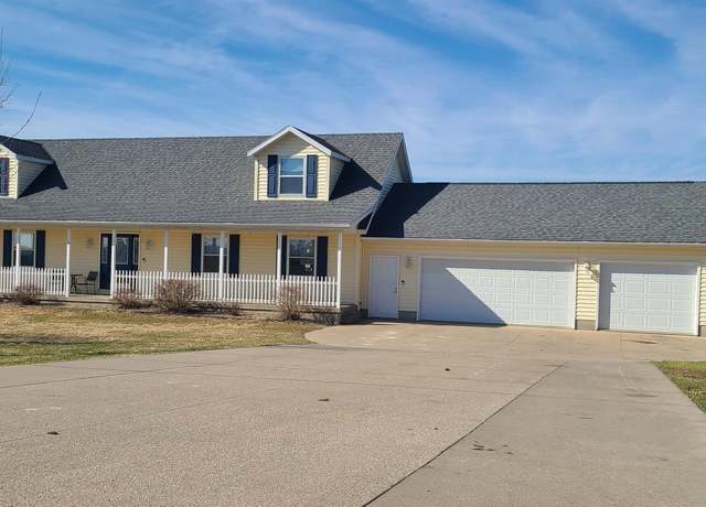 Property at 810 Acre St, Guttenberg, IA 52052, 5 beds, 3.5 baths