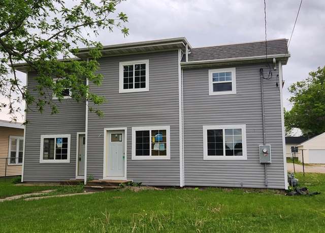 Property at 406-408 Gladys St, Waterloo, IA 50702
