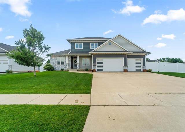 Property at 1809 Vera Way Way, Cedar Falls, IA 50613, 5 beds, 3.5 baths