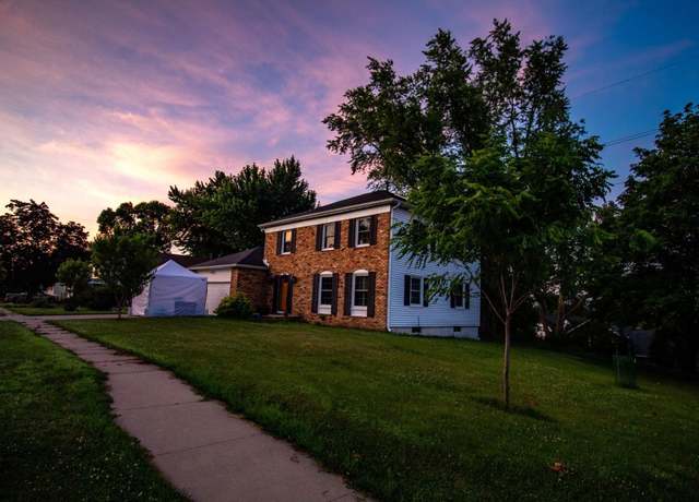 Property at 221 NE Brentwood Dr Dr, Cedar Rapids, IA 52402, 4 beds, 2 baths
