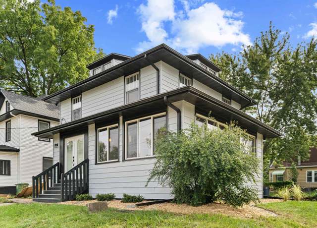 Property at 1303 W 4th St St, Waterloo, IA 50702, 3 beds, 1.5 baths