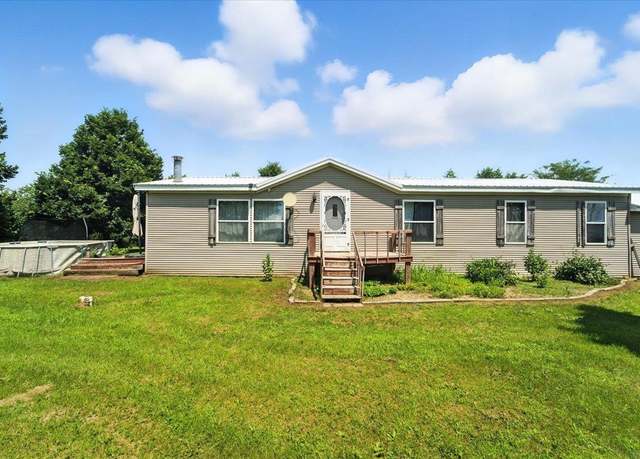 Property at 21563 180th St, Holland, IA 50642, 3 beds, 2 baths