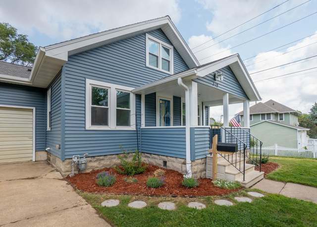Property at 519 W 10th St, Cedar Falls, IA 50613, 2 beds, 1 bath