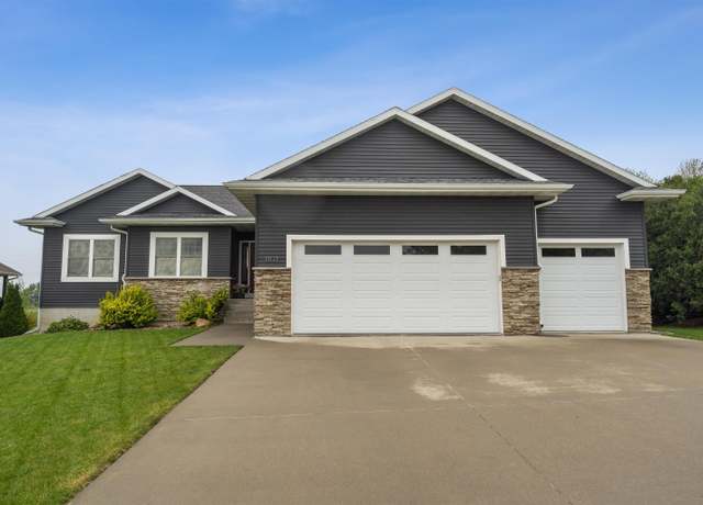 Property at 1803 Richard Rd, Cedar Falls, IA 50613, 4 beds, 3 baths