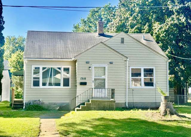 Property at 1310 Williston Ave, Waterloo, IA 50702, 2 beds, 1 bath