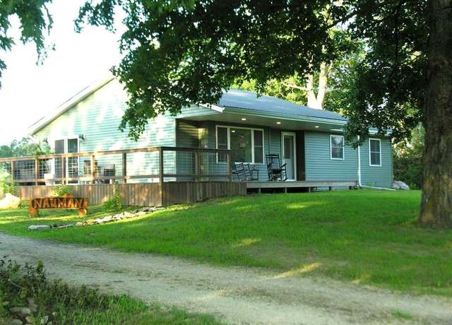 Property at 1738 Rotary Park Rd, Charles City, IA 50616, 4 beds, 2.5 baths