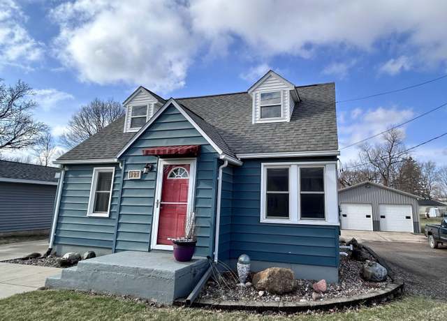 Property at 103 Park St, Spillville, IA 52168, 2 beds, 2 baths