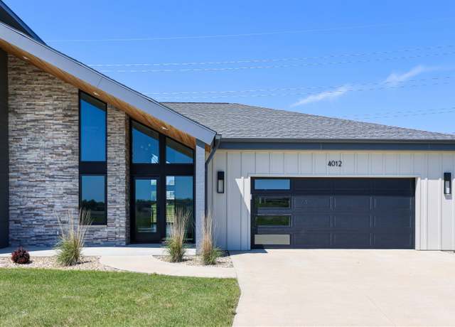 Property at 4012 Keagles Xing, Cedar Falls, IA 50613, 3 beds, 3 baths