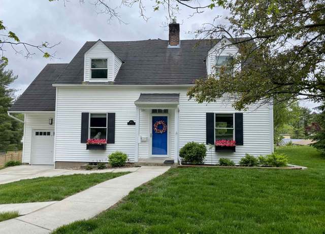 Property at 607 North St, Decorah, IA 52101, 4 beds, 3.5 baths