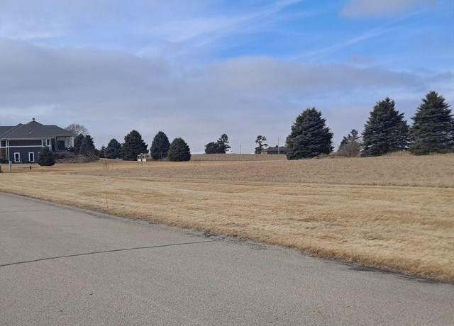 Property at 16231 188th St, Manchester, IA 52057