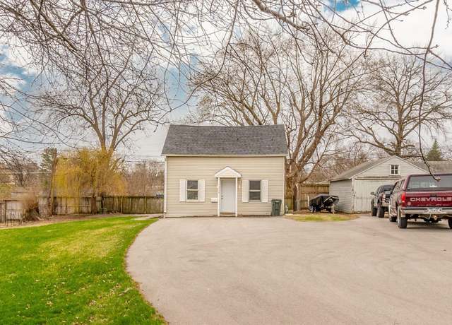 Property at 1204 W 3rd St, Cedar Falls, IA 50613, 2 beds, 1 bath