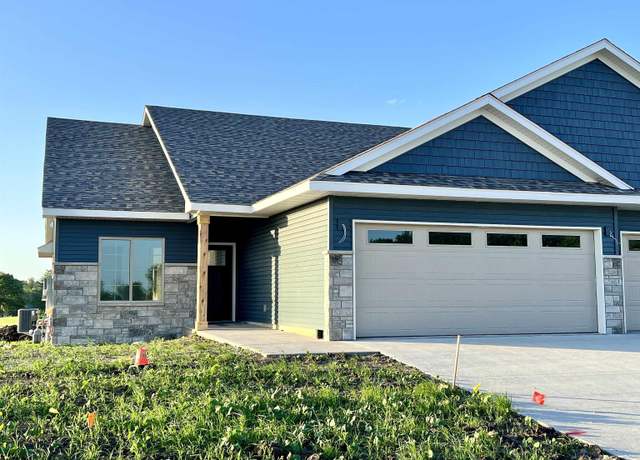 Property at 1789 Golf Course Blvd #8, Independence, IA 50644, 2 beds, 2 baths