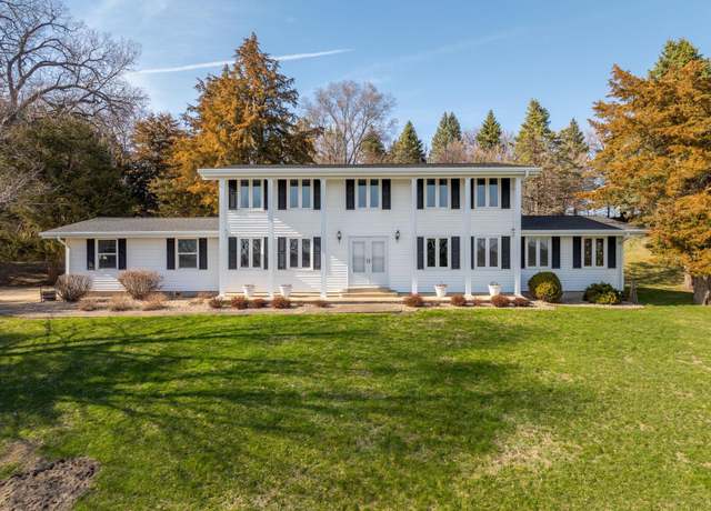 Property at 33795 Beaver Valley St, New Hartford, IA 50660, 3 beds, 3.5 baths
