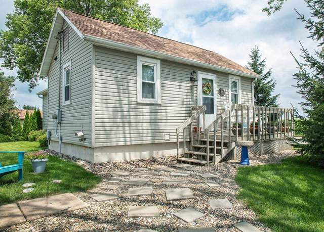 Property at 403 S Cherry St. St, Allison, IA 50602, 1 bed, 1 bath