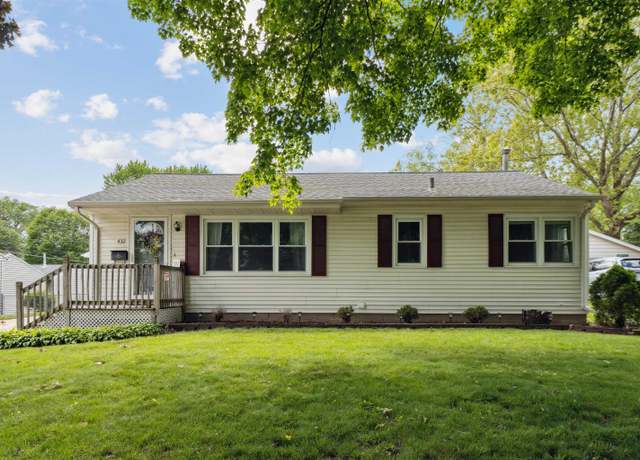 Property at 432 Woodbridge St, Waterloo, IA 50701, 2 beds, 2 baths