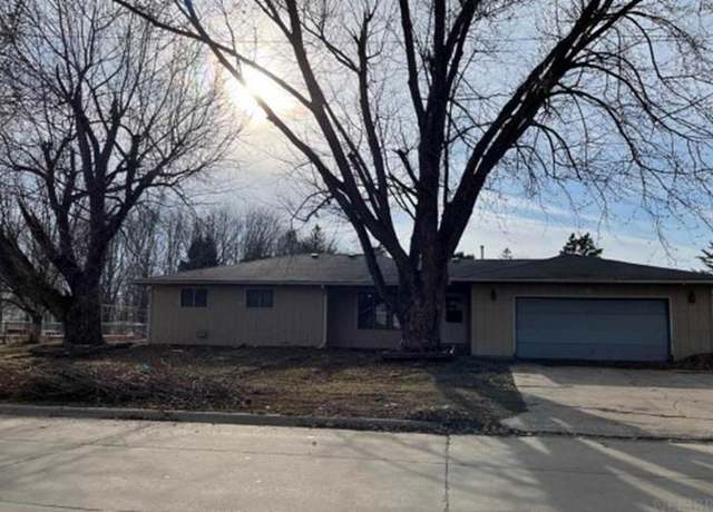 Property at 205 N Wilhelm St, Conrad, IA 50621, 3 beds, 1.5 baths