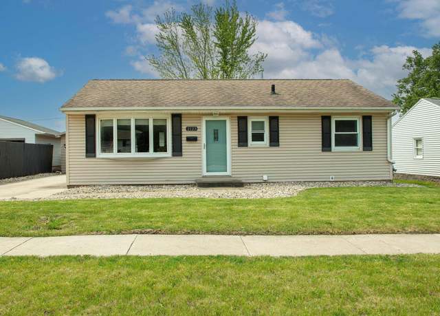 Property at 2123 Downing Ave, Waterloo, IA 50701, 3 beds, 1 bath