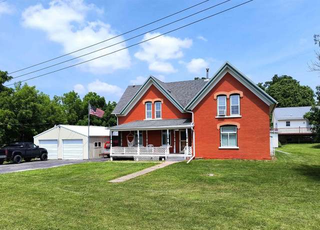 Property at 2525 River Rd, Decorah, IA 52101, 4 beds, 2 baths