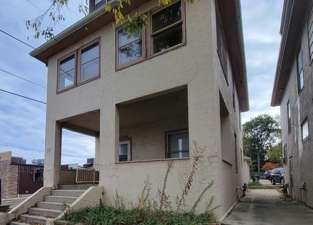 Property at 517 W 9th St, Waterloo, IA 50702, 3 beds, 1 bath