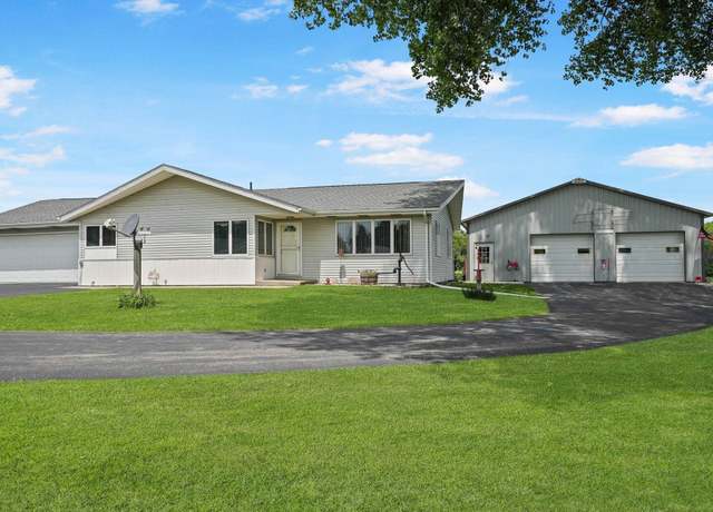 Property at 16707 Hwy 57, Aplington, IA 50604, 3 beds, 1.5 baths