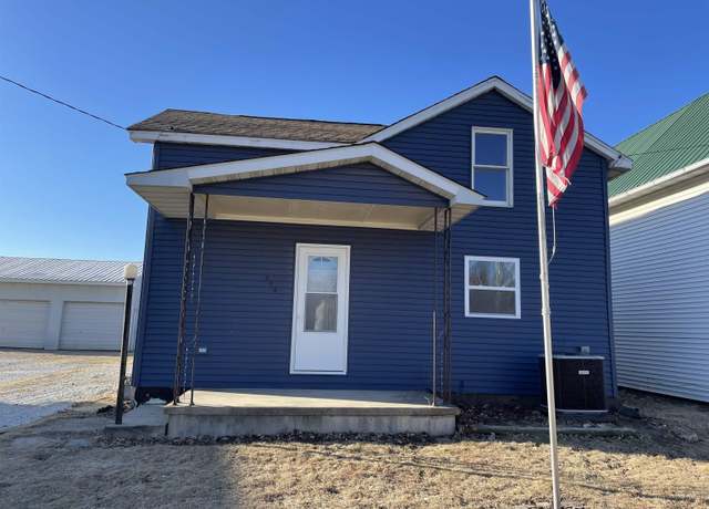 Property at 204 E Mission St, Strawberry Point, IA 52076, 3 beds, 2 baths