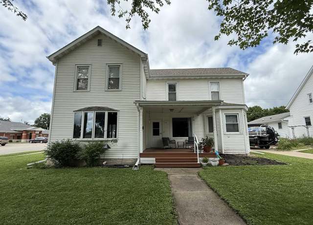 Property at 601 Pleasant St, Osage, IA 50461, 3 beds, 1.5 baths