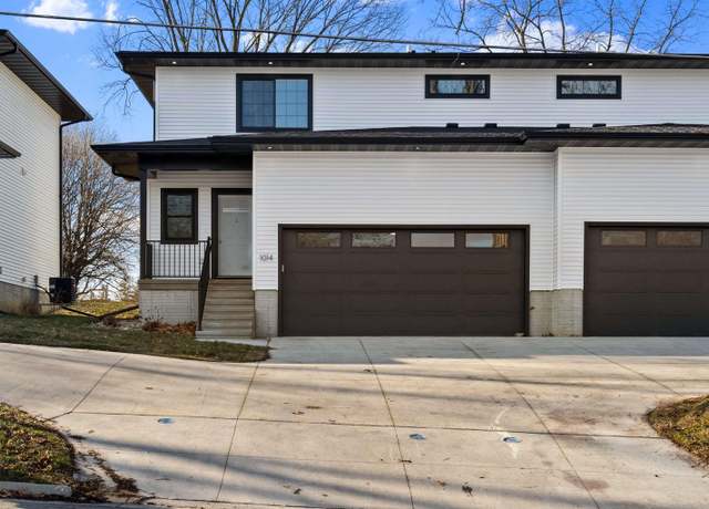 Property at 1014 Fletcher Ave, Waterloo, IA 50701, 4 beds, 3.5 baths