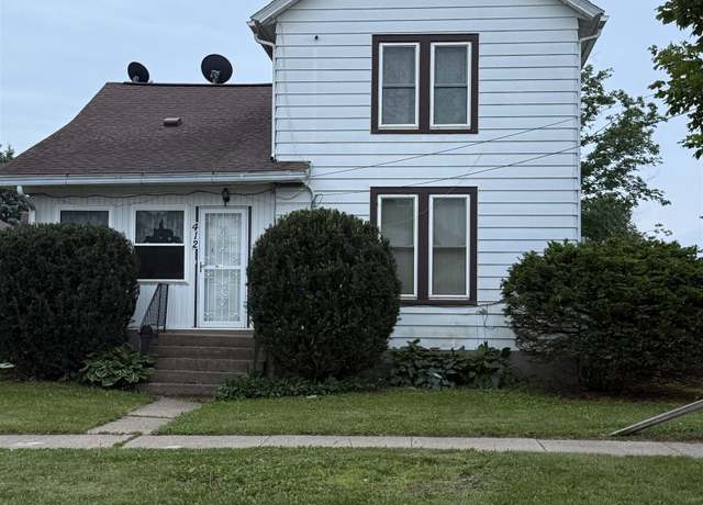 Property at 412 W Spring St, New Hampton, IA 50659, 3 beds, 2 baths